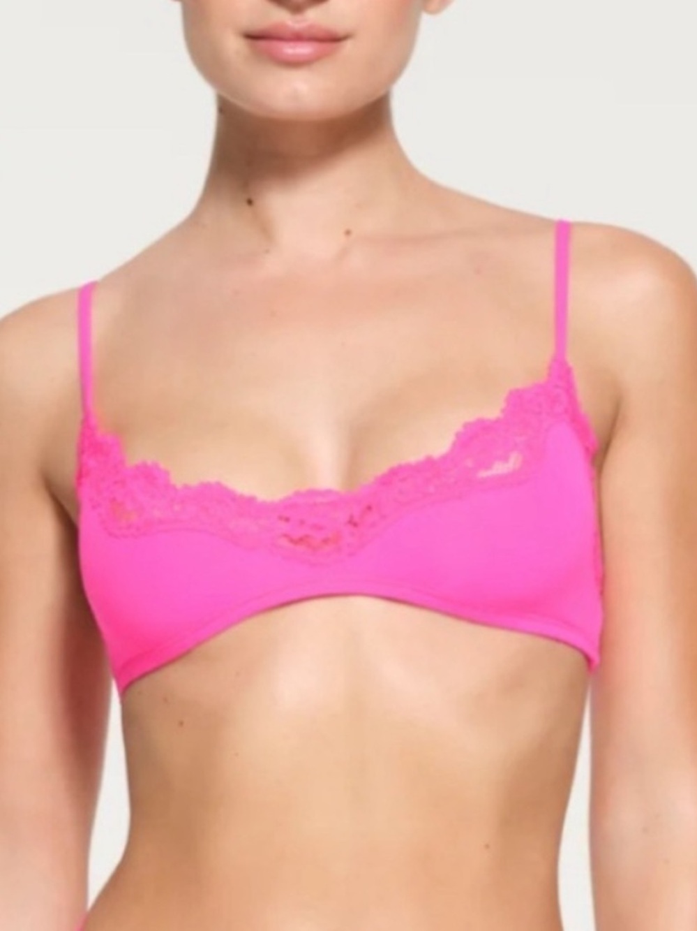 SKIMS NWOT fits everybody  Hot Pink Lace scoop Bralette